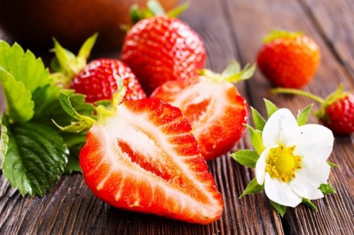 Olej z nasion truskawek.jpg